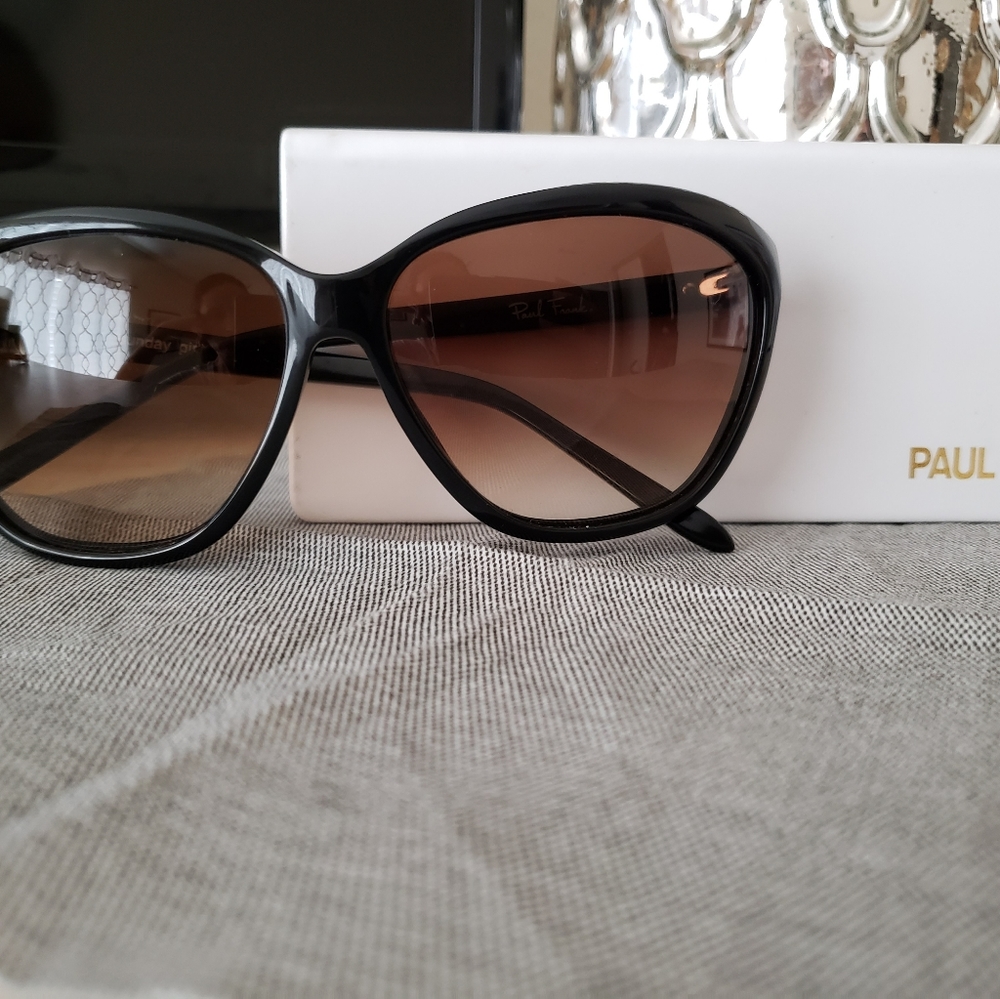 Paul Frank 😎